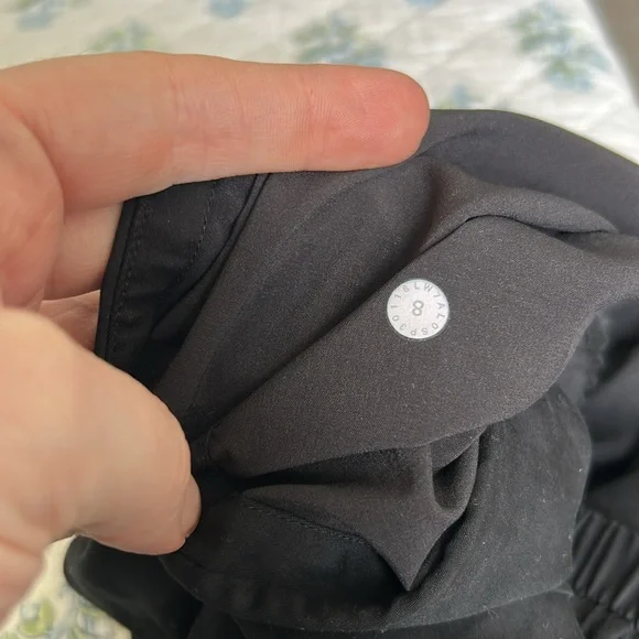 Lululemon I 8Draw String Black Shorts